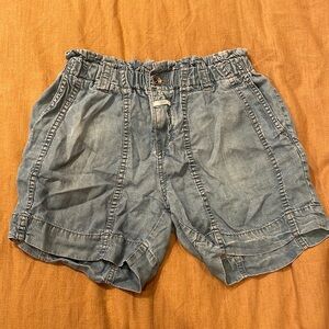 Closed paper bag lyocell high-rise pocketed shorts